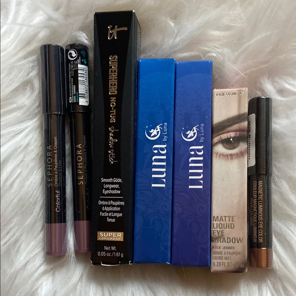 Eyeshadow Stick Makeup Bundle; It Cosmetics Sephora Luna By Luna & Kylie Cos